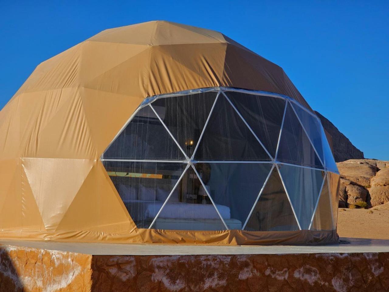 Wadi Rum Anwar Luxury Camp Exterior photo